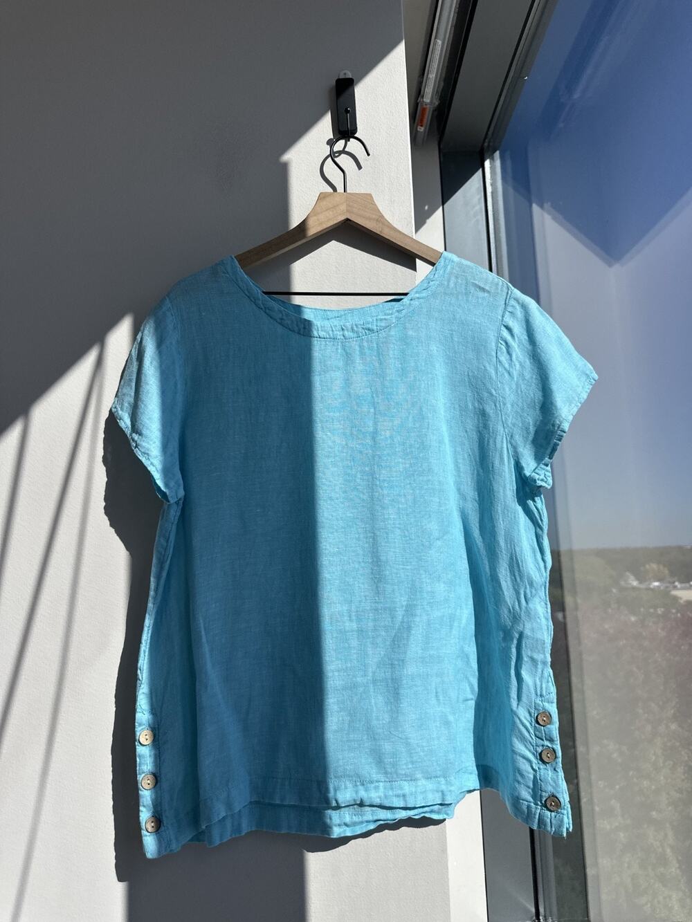 Cynthia Rowley 100% Linen Short Sleeve Aqua Top Coastal Summer Sz L